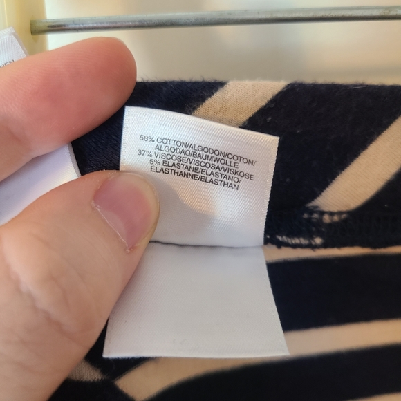 Jones New York Sport Maxi Skirt Blue and Cream Asymmetrical Stripes Size S EUC - Picture 4 of 6